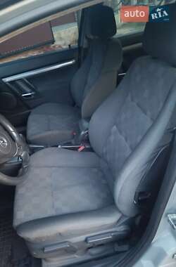 Седан Opel Vectra 2006 в 