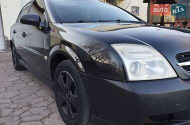 Седан Opel Vectra 2004 в Овидиополе