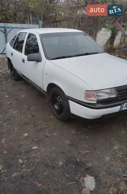 Ліфтбек Opel Vectra 1990 в Тетієві