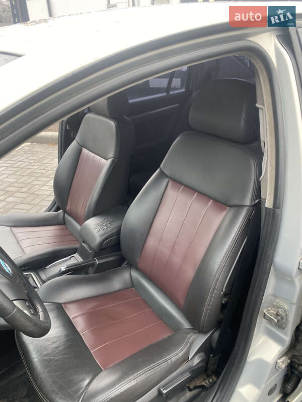 Седан Opel Vectra 2008 в Кам'янському фото 10 Седан Opel Vectra 2008 в Кам'янському