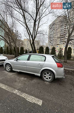 Лифтбек Opel Vectra 2004 в Киеве