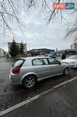 Лифтбек Opel Vectra 2004 в Киеве