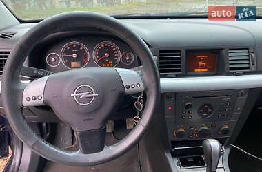 Ліфтбек Opel Vectra 2003 в Коломиї