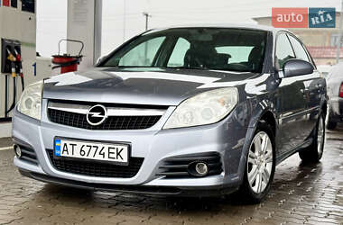 Лифтбек Opel Vectra 2006 в Надворной