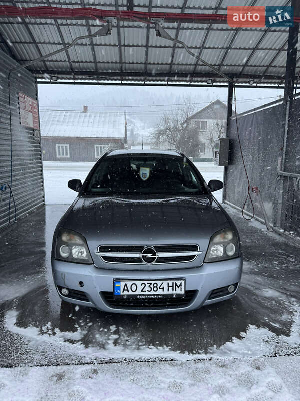 Универсал Opel Vectra 2005 в 