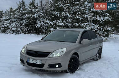 Седан Opel Vectra 2006 в Івано-Франківську