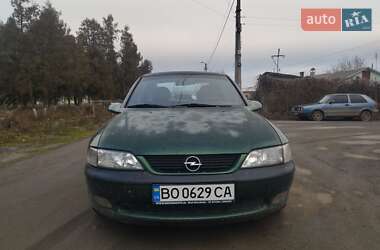 Седан Opel Vectra 1996 в Волочиске