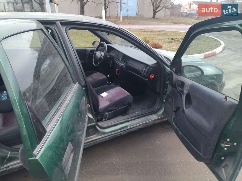 Седан Opel Vectra 1996 в Волочиську фото 10 Седан Opel Vectra 1996 в Волочиську