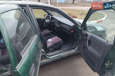 Седан Opel Vectra 1996 в Волочиске