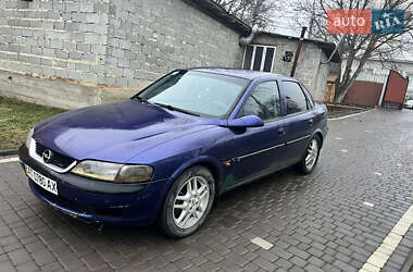 Седан Opel Vectra 1997 в Черновцах