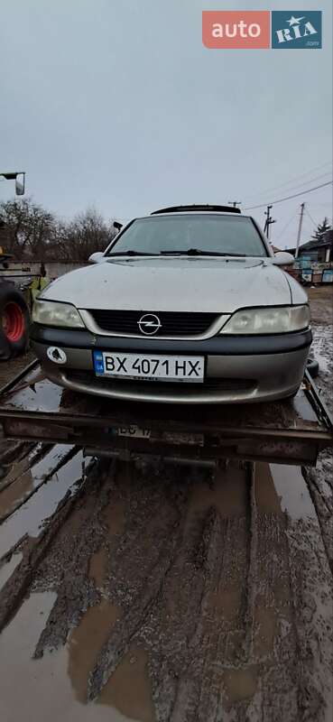 Седан Opel Vectra 2000 в Чорткові