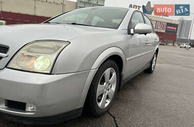 Седан Opel Vectra 2003 в Киеве