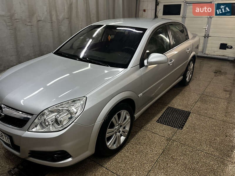 Седан Opel Vectra 2007 в Днепре