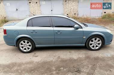 Седан Opel Vectra 2005 в Павлограде