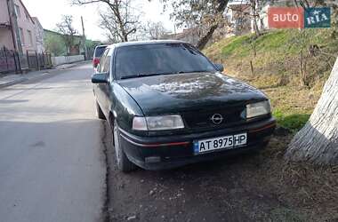 Седан Opel Vectra 1995 в Рогатині