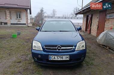 Седан Opel Vectra 2004 в 