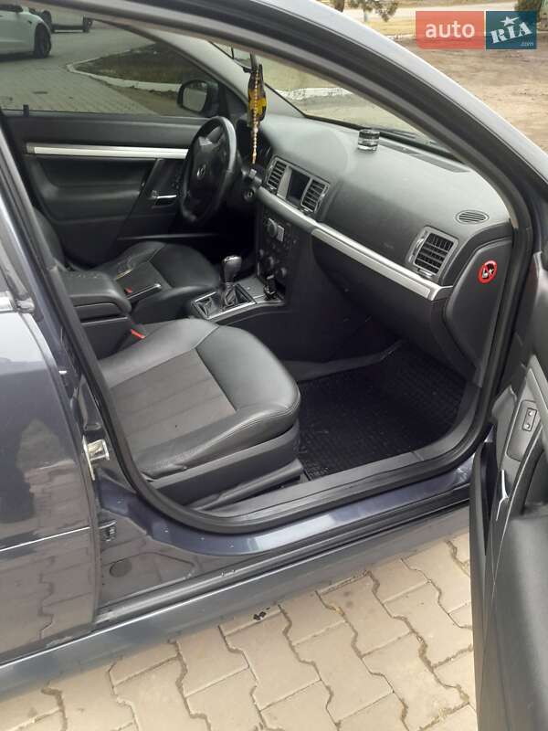 Универсал Opel Vectra 2008 в Мостиске