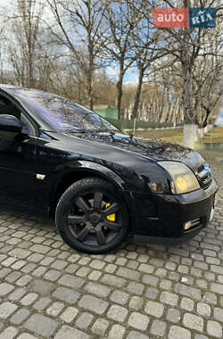 Лифтбек Opel Vectra 2003 в 