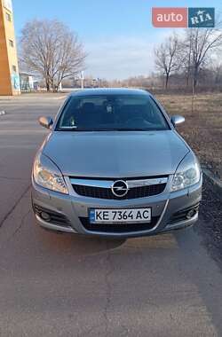 Седан Opel Vectra 2006 в Днепре