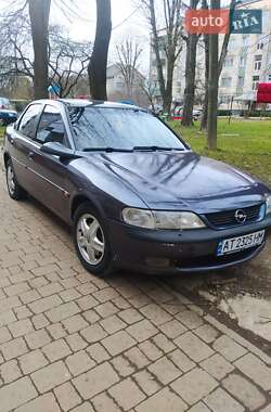 Седан Opel Vectra 1996 в Коломиї