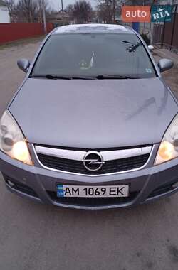 Седан Opel Vectra 2008 в Малине