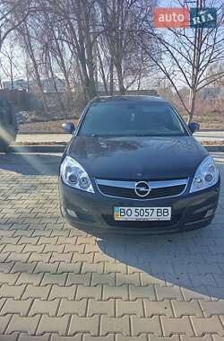 Седан Opel Vectra 2005 в Тернополе