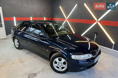 Лифтбек Opel Vectra 1999 в Виннице