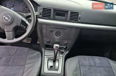 Седан Opel Vectra 2002 в 
