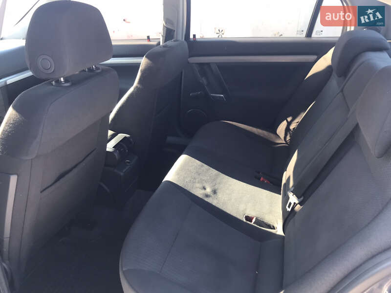 Седан Opel Vectra 2007 в Прилуках фото 8 Седан Opel Vectra 2007 в Прилуках