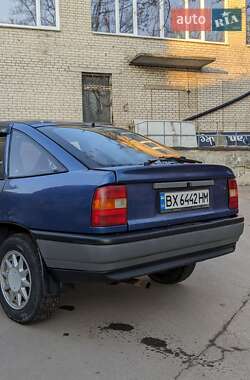Лифтбек Opel Vectra 1991 в 