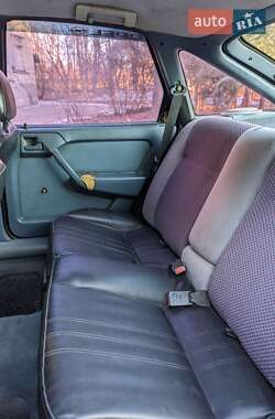 Лифтбек Opel Vectra 1991 в 