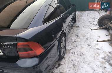 Седан Opel Vectra 2001 в Лохвиці