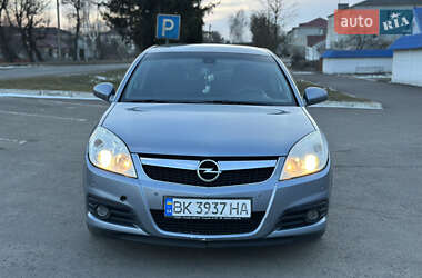 Седан Opel Vectra 2008 в Радивилове