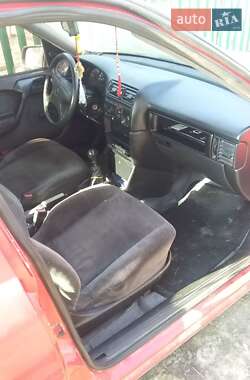 Седан Opel Vectra 1991 в 