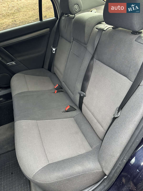 Седан Opel Vectra 2003 в Бучаче фото 10 Седан Opel Vectra 2003 в Бучаче