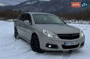 Седан Opel Vectra 2006 в Ивано-Франковске