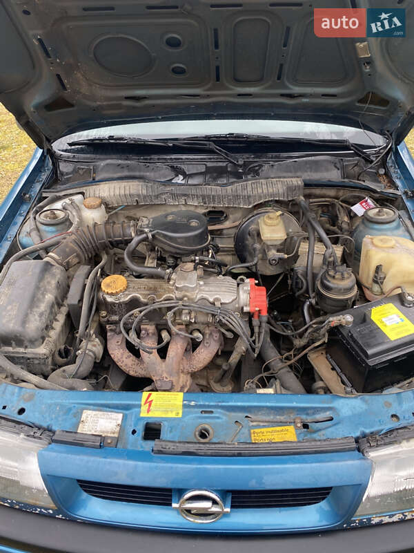 Седан Opel Vectra 1993 в Коломые фото 13 Седан Opel Vectra 1993 в Коломые