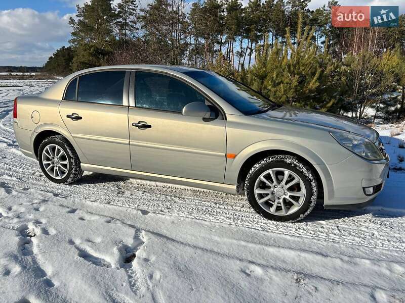 Седан Opel Vectra 2006 в Любешові