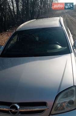 Универсал Opel Vectra 2004 в 