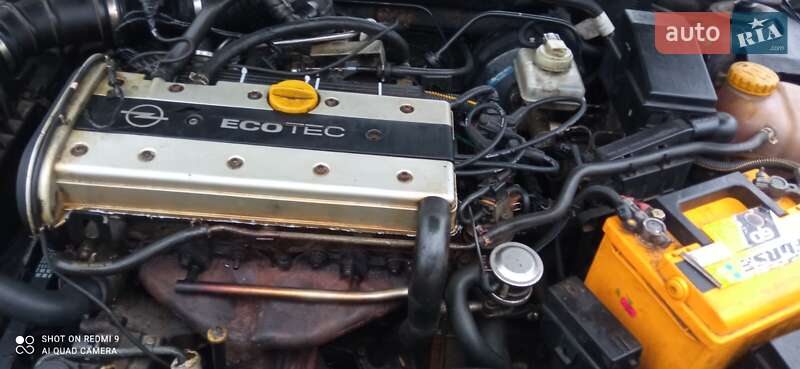 Лифтбек Opel Vectra 1997 в 