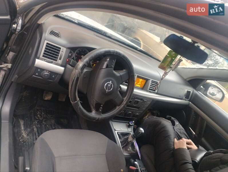 Універсал Opel Vectra 2003 в Тернополі