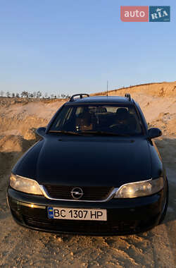Универсал Opel Vectra 2000 в 