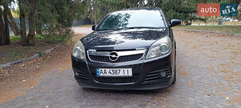 Ліфтбек Opel Vectra 2008 в 