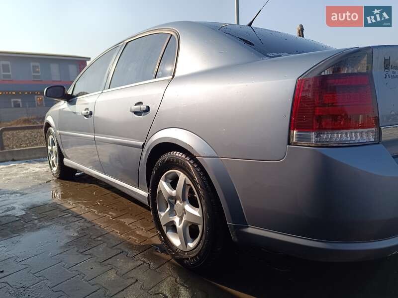 Седан Opel Vectra 2006 в Луцке