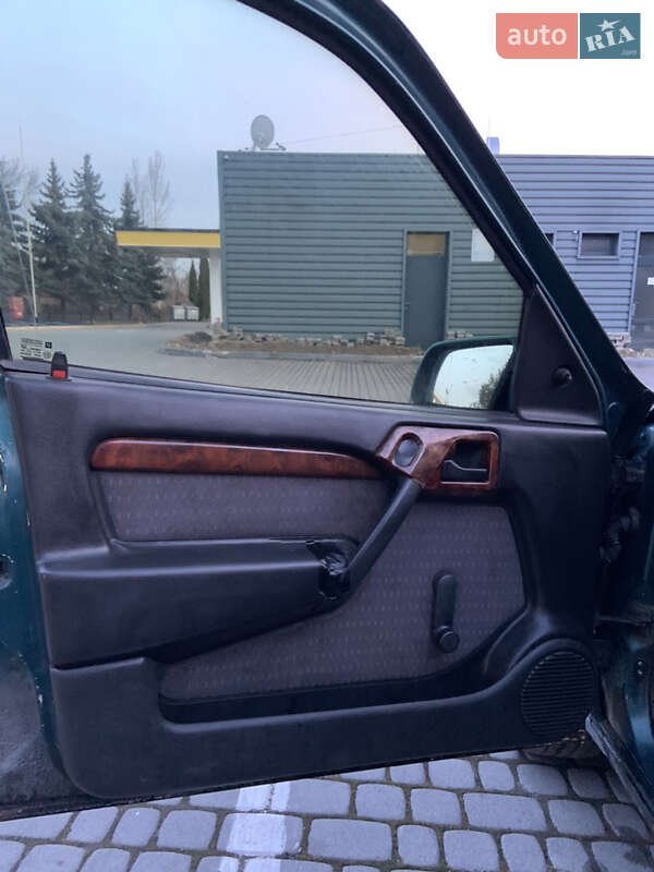 Седан Opel Vectra 1994 в Ивано-Франковске