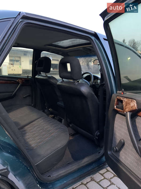 Седан Opel Vectra 1994 в Ивано-Франковске