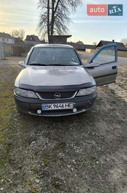 Седан Opel Vectra 1998 в Березному