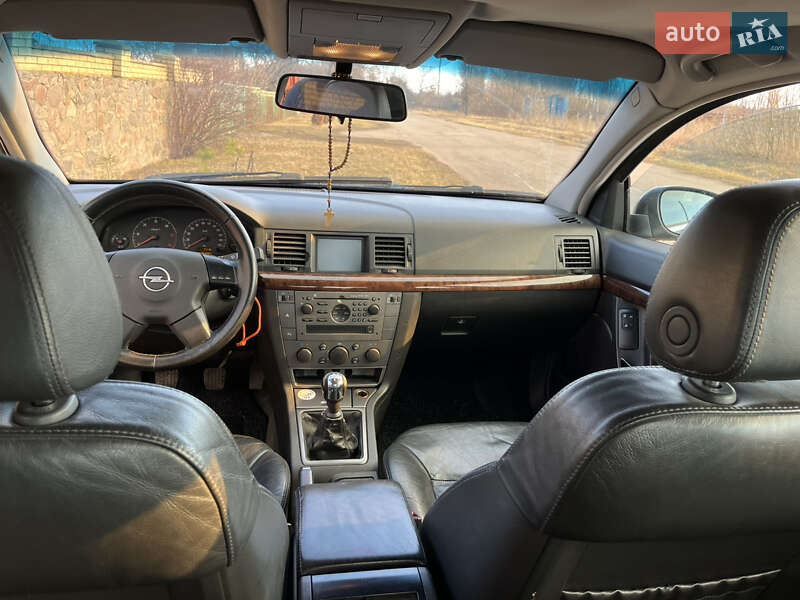 Седан Opel Vectra 2002 в Кременчуге