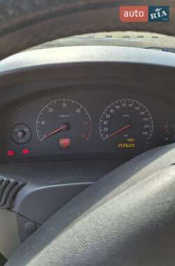 Седан Opel Vectra 2003 в 
