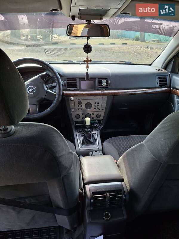 Седан Opel Vectra 2003 в Черкассах